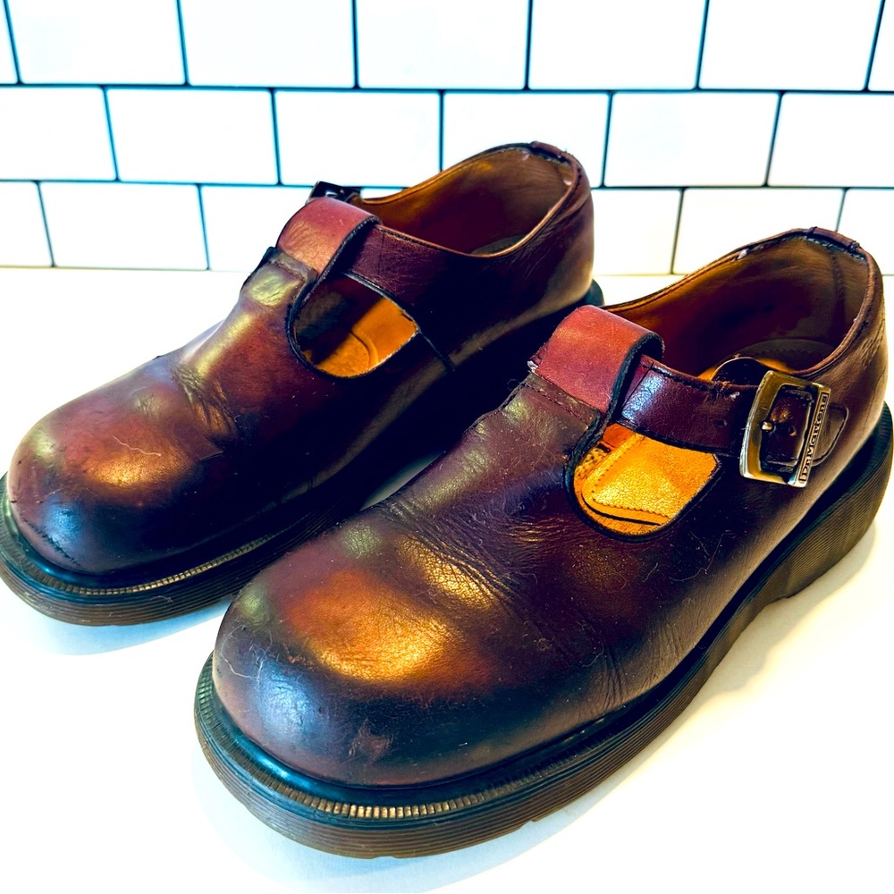 Vintage Women’s Dr. Martens Polley T-Strap Leather Mary Jane, US 9